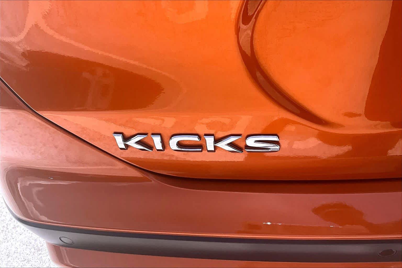 Used 2023 Nissan Kicks SV FWD image 31