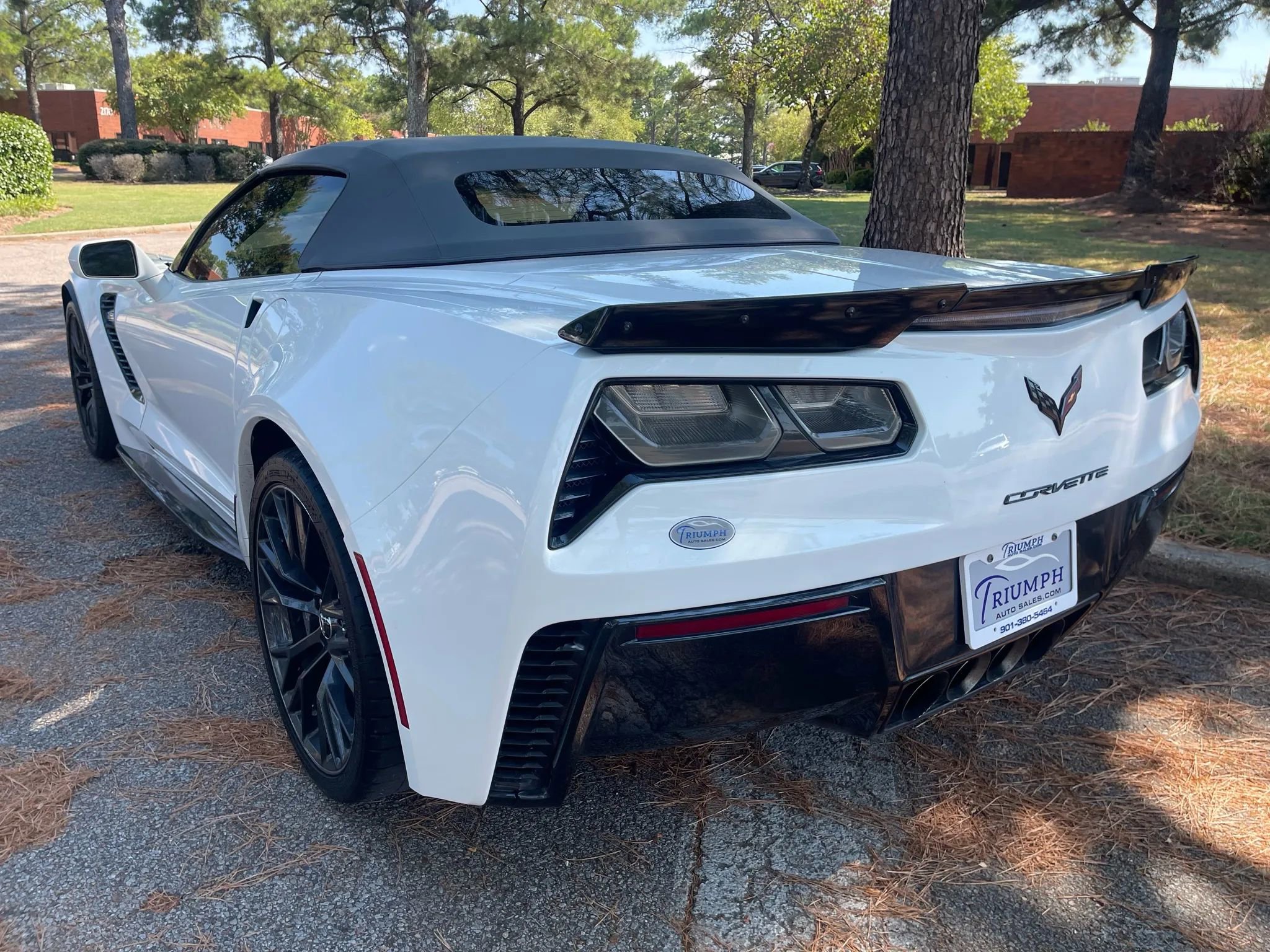 Used 2017 Chevrolet Corvette Z06 image 3