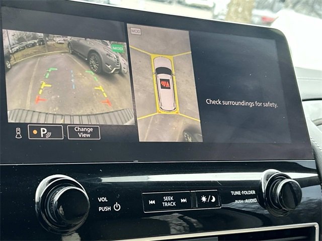 Used 2024 Nissan Armada Platinum w/ Captain's Chairs Package image 39