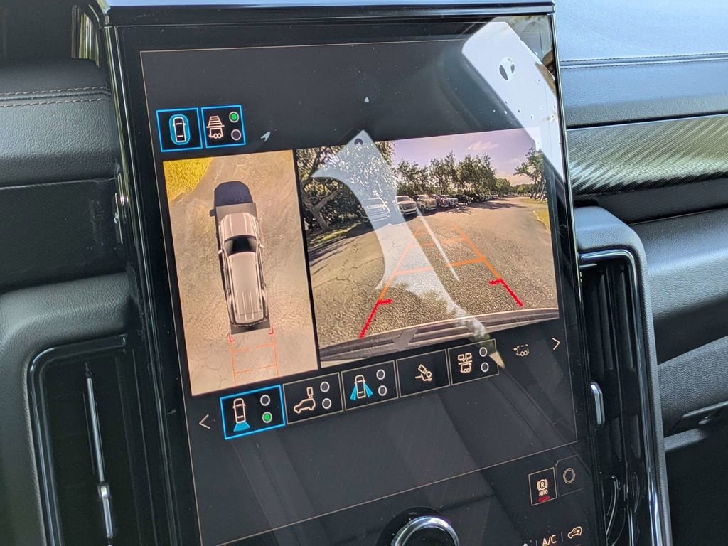 New 2026 GMC Yukon AT4 w/ AT4 Premium Plus Package AWD/4WD image 23