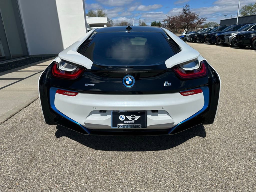 Used 2016 BMW i8 AWD/4WD image 5