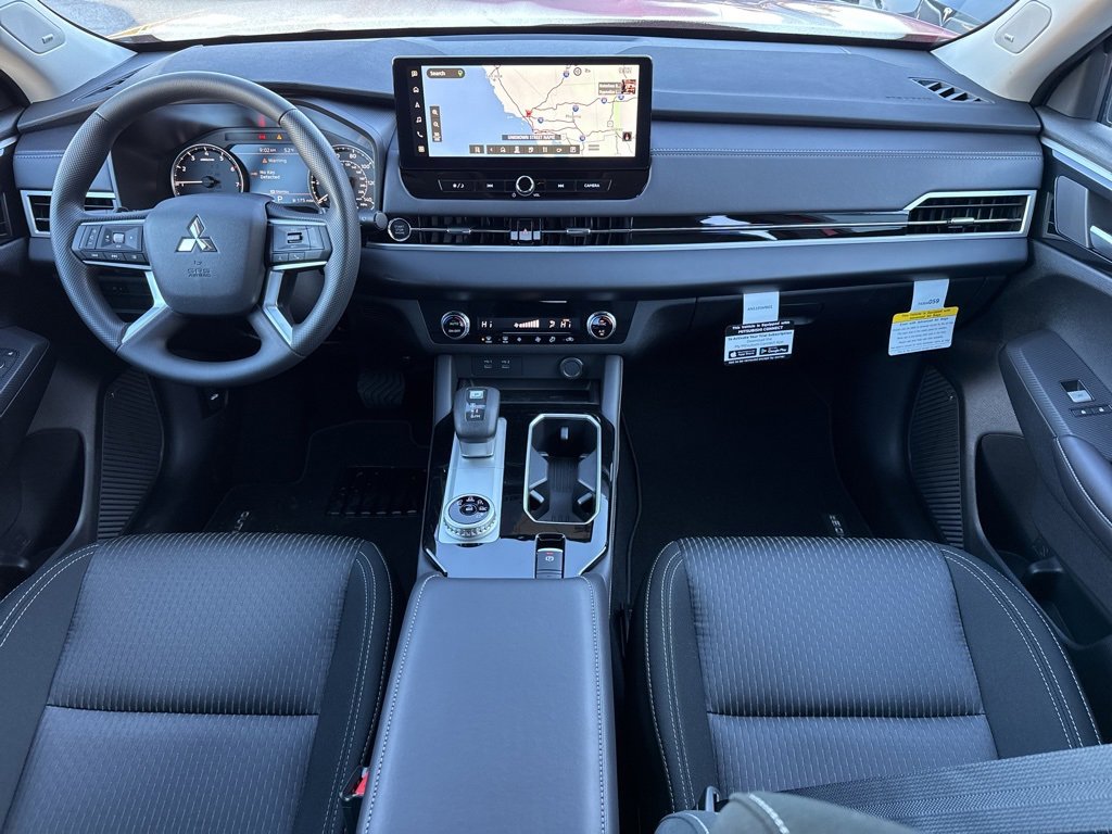 New 2025 Mitsubishi Outlander ES image 20