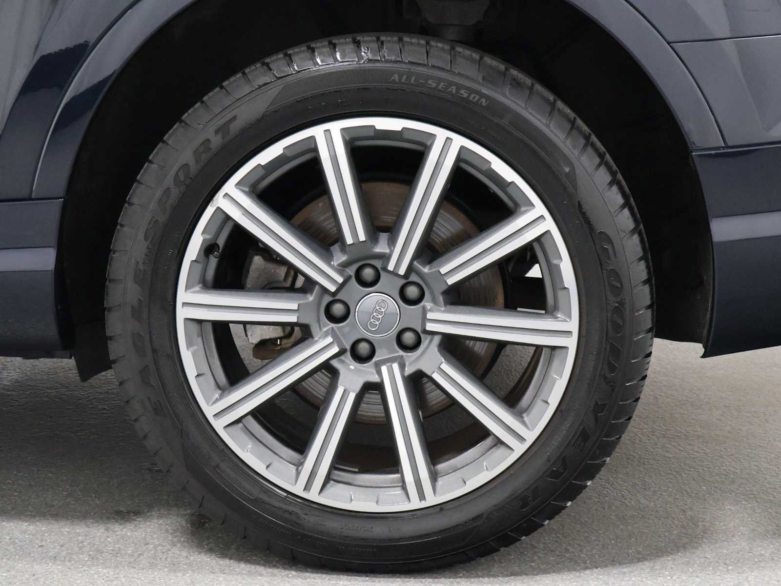 Used 2018 Audi Q7 3.0T Premium Plus w/ Premium Plus Package AWD/4WD image 37