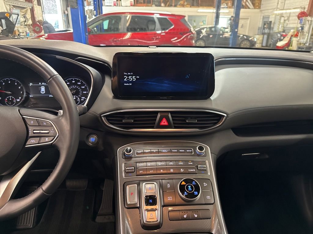 Used 2023 Hyundai Santa Fe SEL image 18