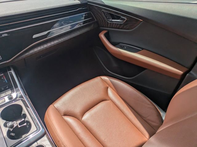 Used 2020 Audi Q8 Premium Plus w/ Premium Plus Package AWD/4WD image 18