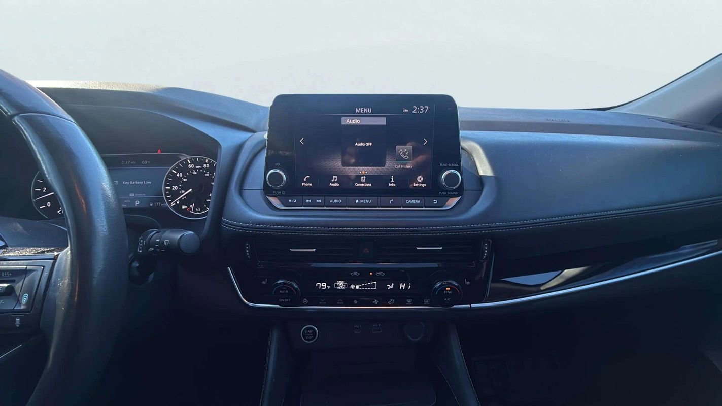 Used 2022 Nissan Rogue SL image 10