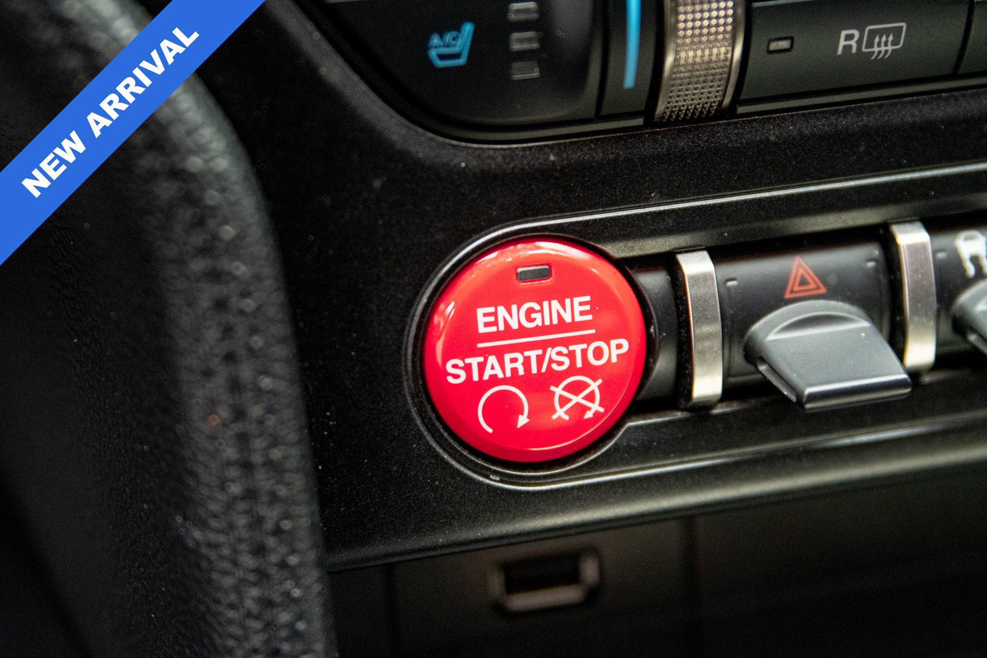 Used 2016 Ford Mustang Shelby GT350 w/ Technology Package image 20