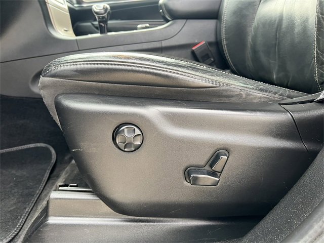 Used 2014 Jeep Grand Cherokee Limited image 12