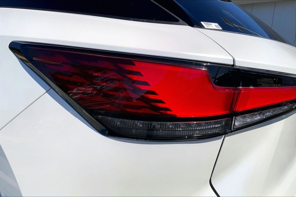 Used 2023 Lexus RX 350 Premium Plus w/ Cold Area Package image 27