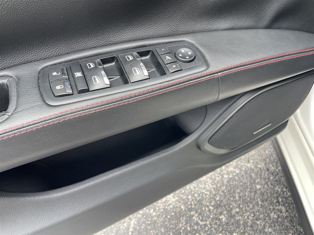 Used 2017 Maserati Ghibli S Q4 AWD/4WD image 35