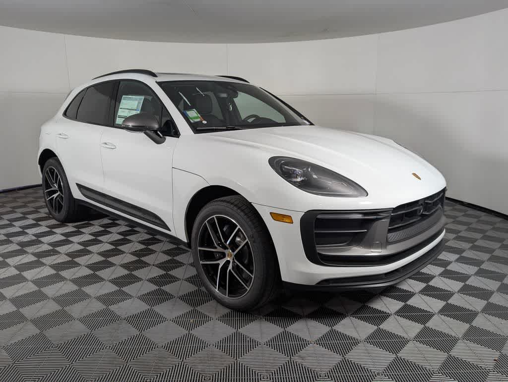 Used 2026 Porsche Macan Turbo AWD/4WD image 9