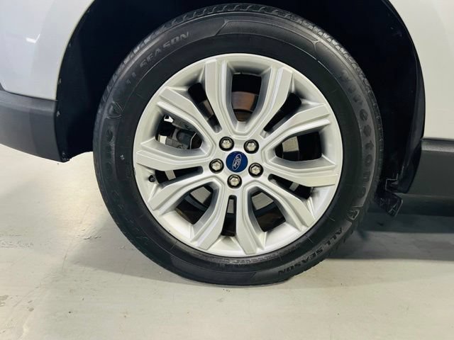 Used 2021 Ford Edge Titanium AWD/4WD image 12