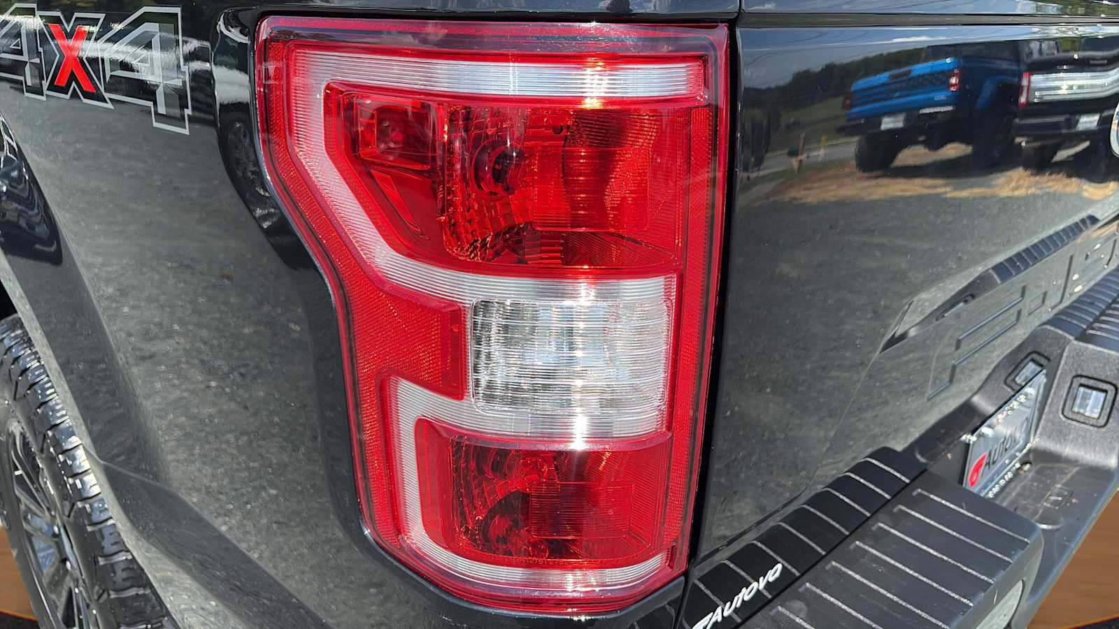 Used 2020 Ford F150 XLT w/ Equipment Group 301A Mid AWD/4WD image 28