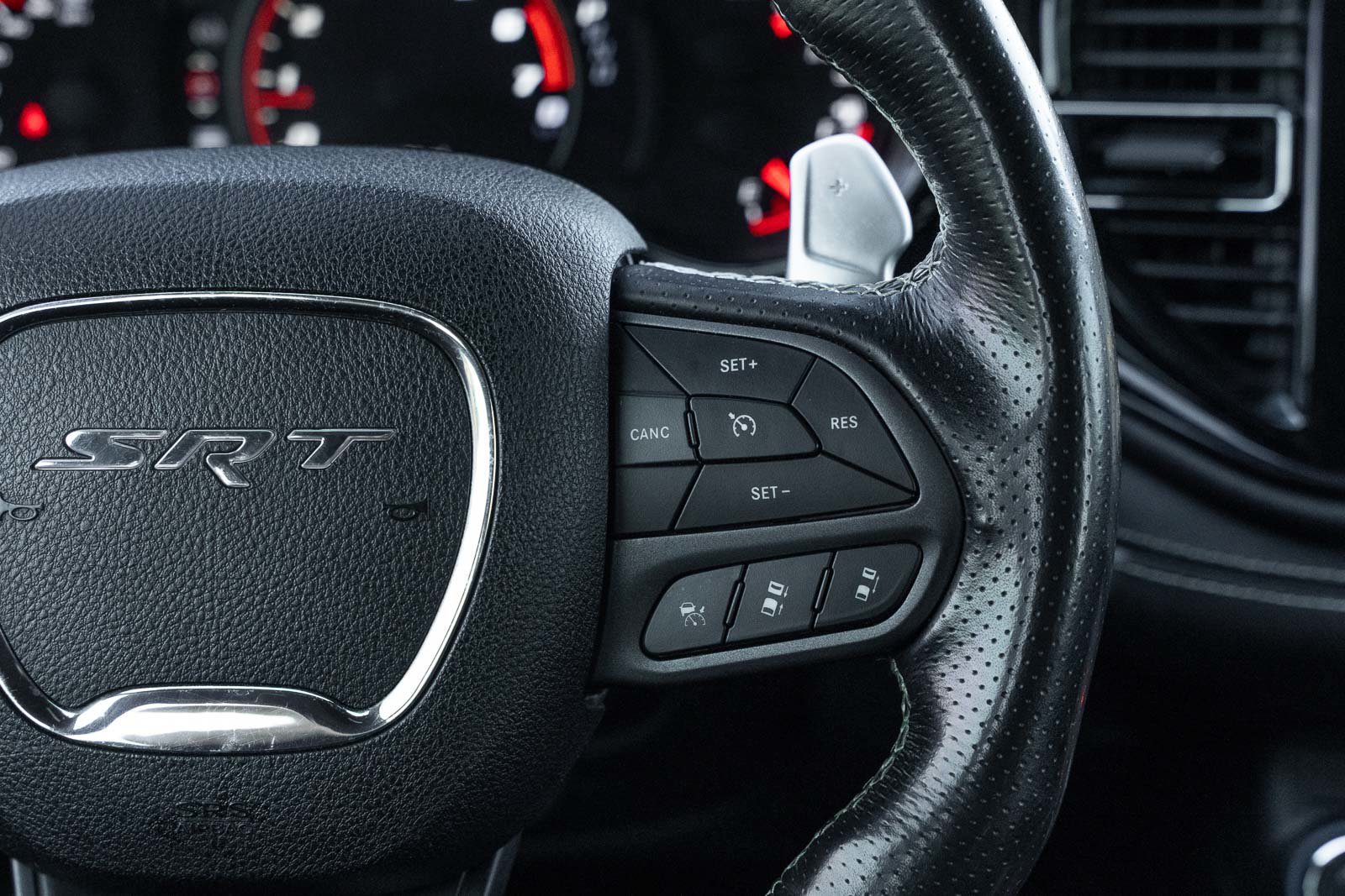 Used 2021 Dodge Durango SRT w/ Technology Group AWD/4WD image 28