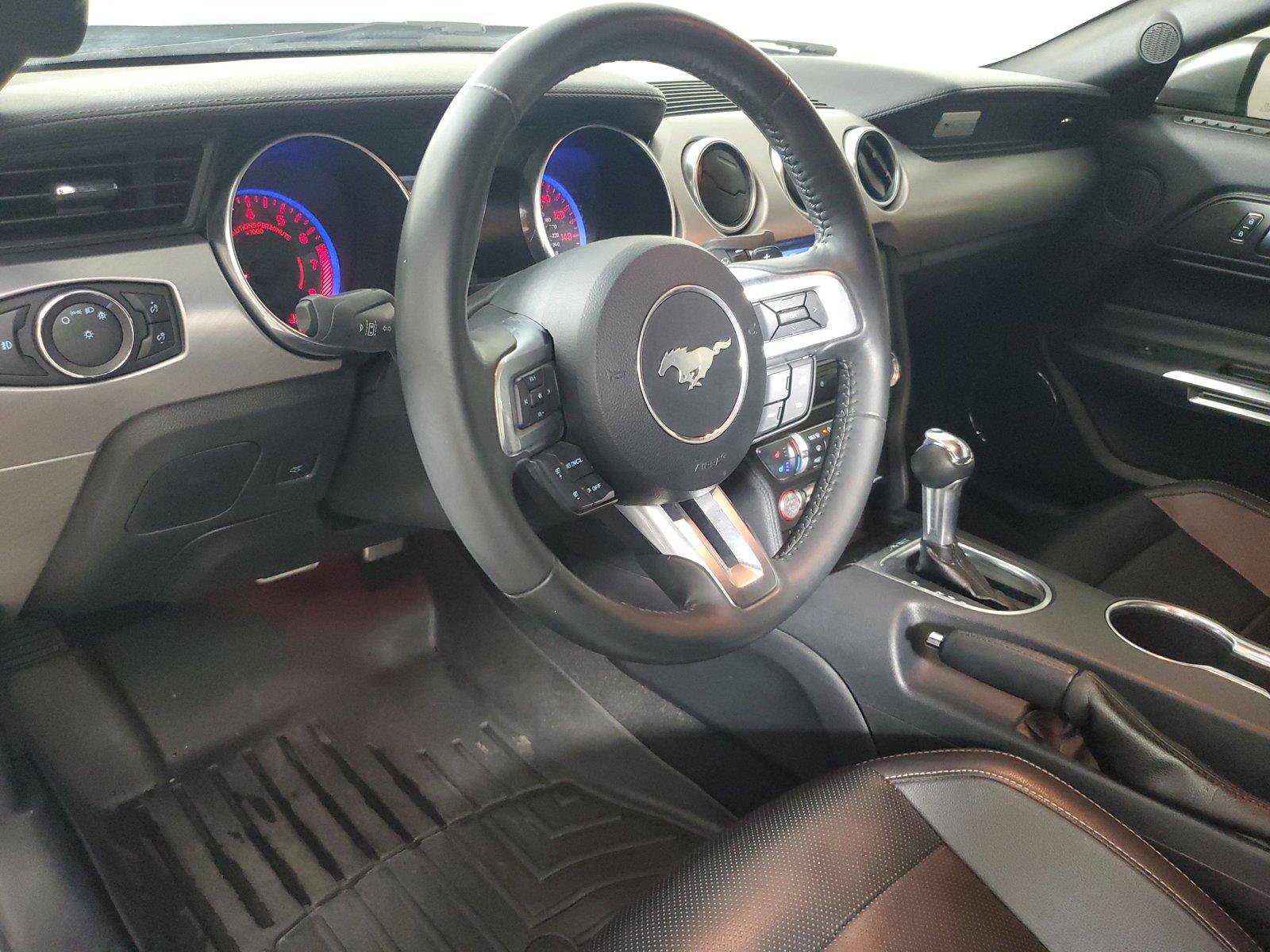 Used 2021 Ford Mustang Premium RWD image 18