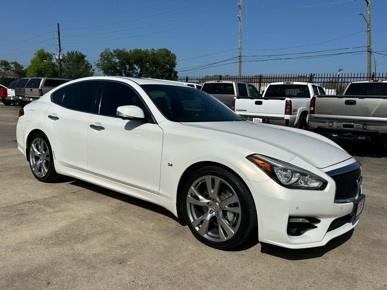Used 2015 INFINITI Q70 5.6 w/ Sport Package RWD image 10
