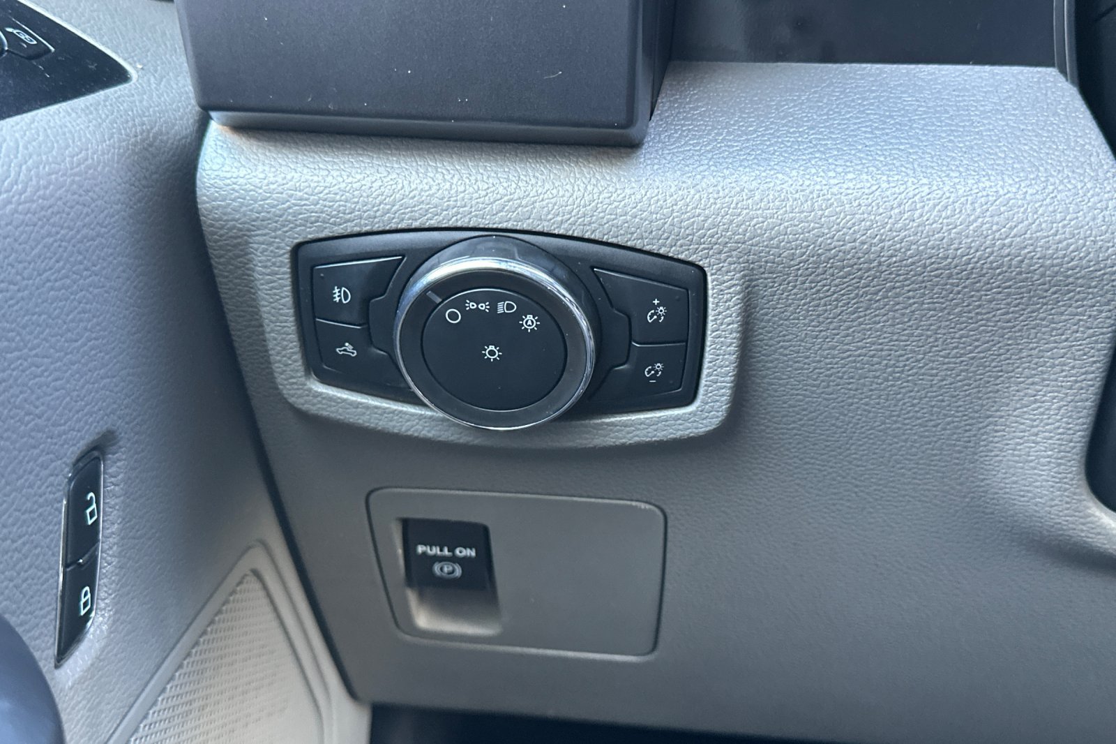Used 2020 Ford F150 XLT AWD/4WD image 37
