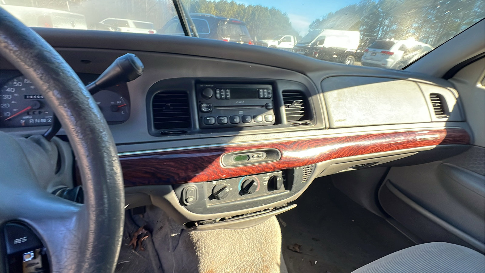 Used 2001 Mercury Grand Marquis GS image 22