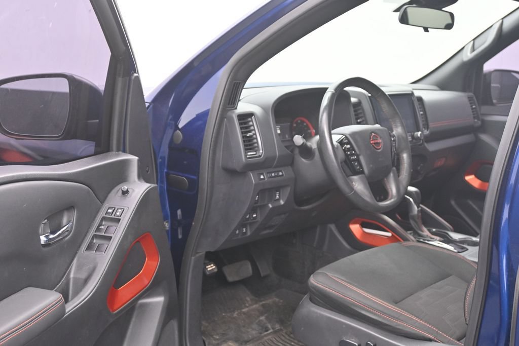 Used 2022 Nissan Frontier PRO-4X AWD/4WD image 11