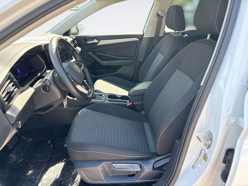 Used 2025 Volkswagen Jetta S FWD image 13