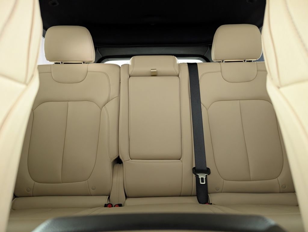 Certified 2024 Jeep Grand Cherokee Limited image 28