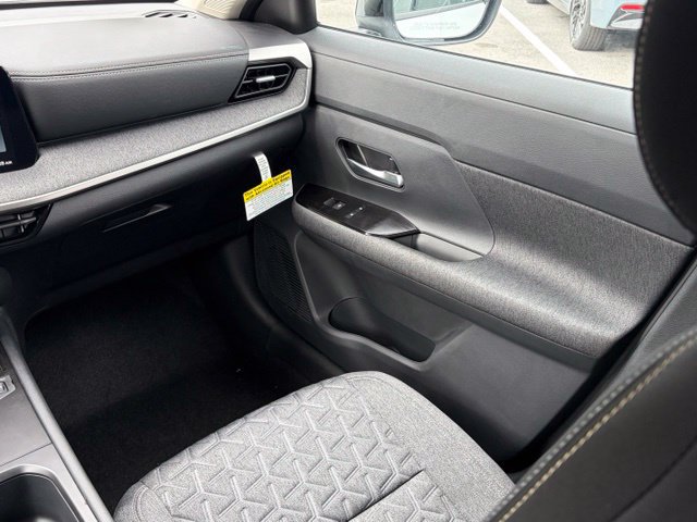 New 2026 Nissan Kicks SV w/ Cold Weather Package AWD/4WD image 31