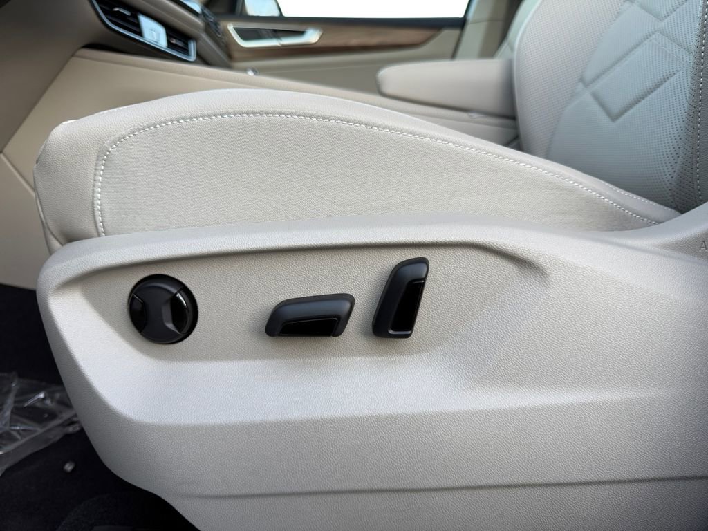 New 2026 Volkswagen Atlas SE image 10