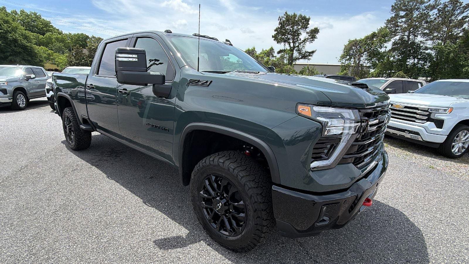 New 2026 Chevrolet Silverado 2500 LT w/ Trail Boss Package AWD/4WD image 3