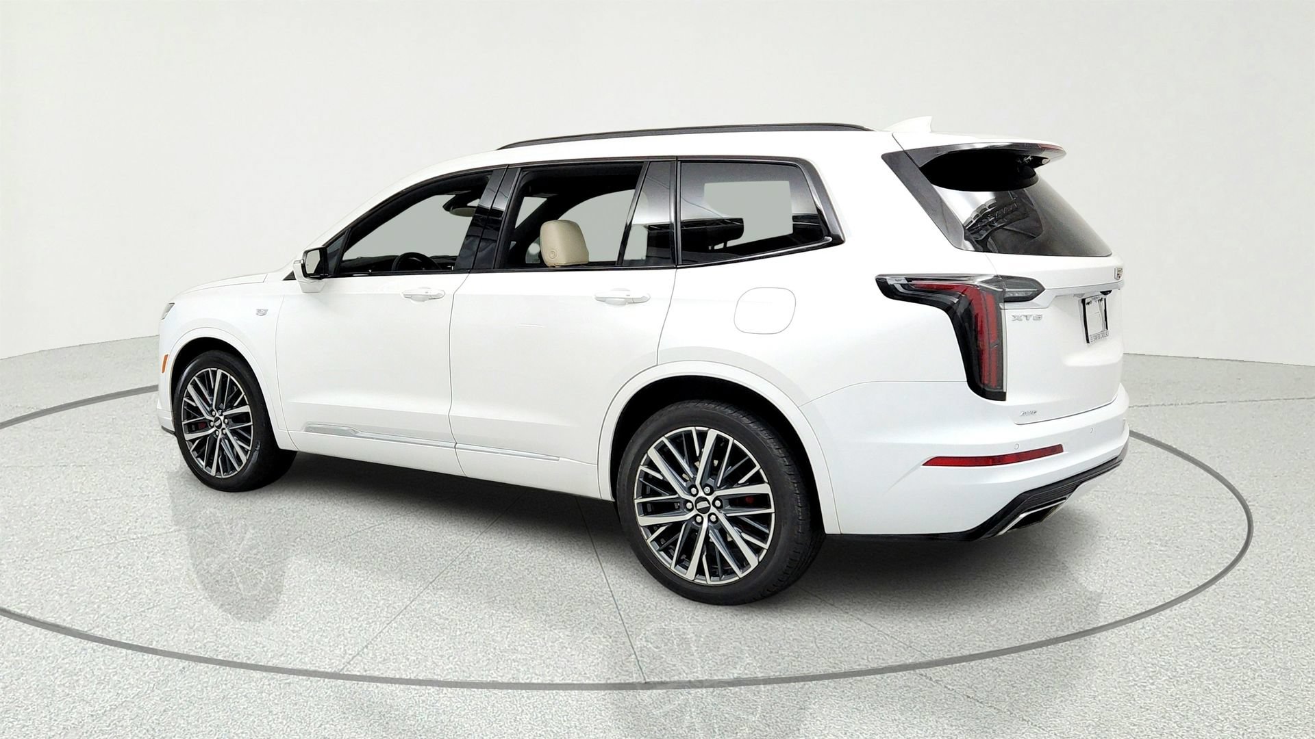 Certified 2024 Cadillac XT6 Sport AWD/4WD image 3