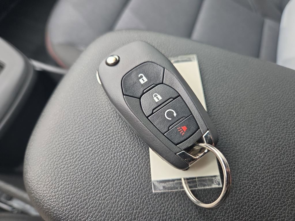 Certified 2024 Chevrolet Trax RS image 24