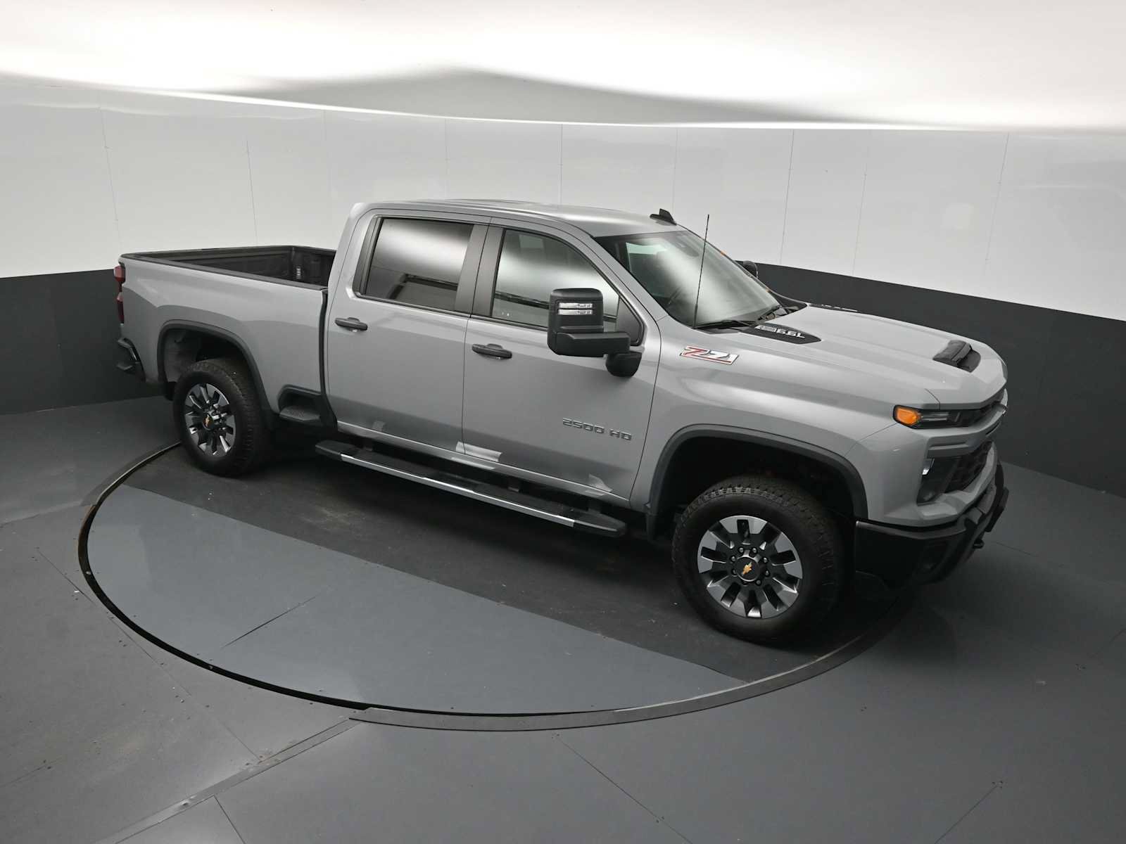 Used 2024 Chevrolet Silverado 2500 Custom w/ Custom Value Package AWD/4WD image 22