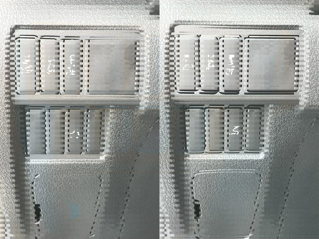 New 2026 Mitsubishi Eclipse Cross Black Edition image 9