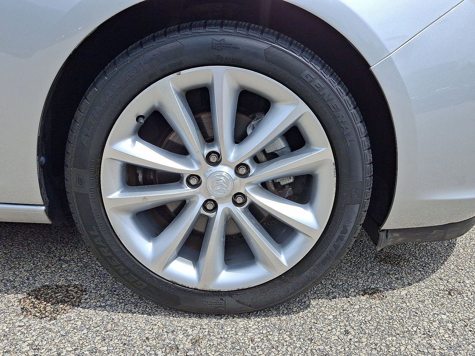 Used 2015 Buick Verano Leather FWD image 27