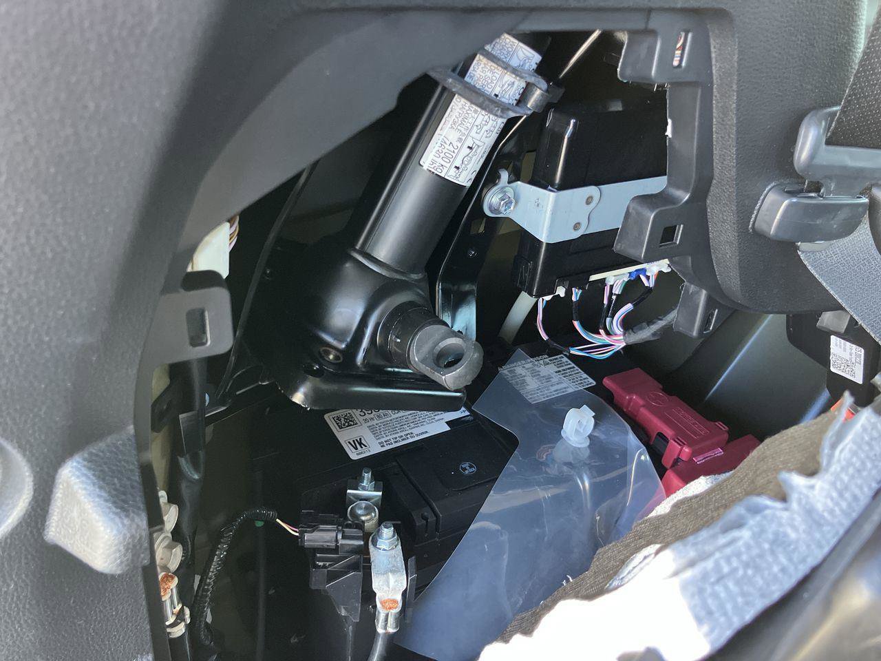 Used 2024 Toyota Sequoia SR5 w/ SR5 Premium Package image 32