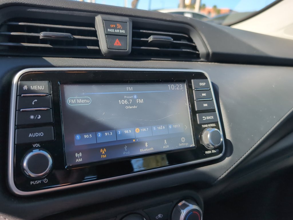 Used 2025 Nissan Versa S w/ Trunk Package FWD image 14