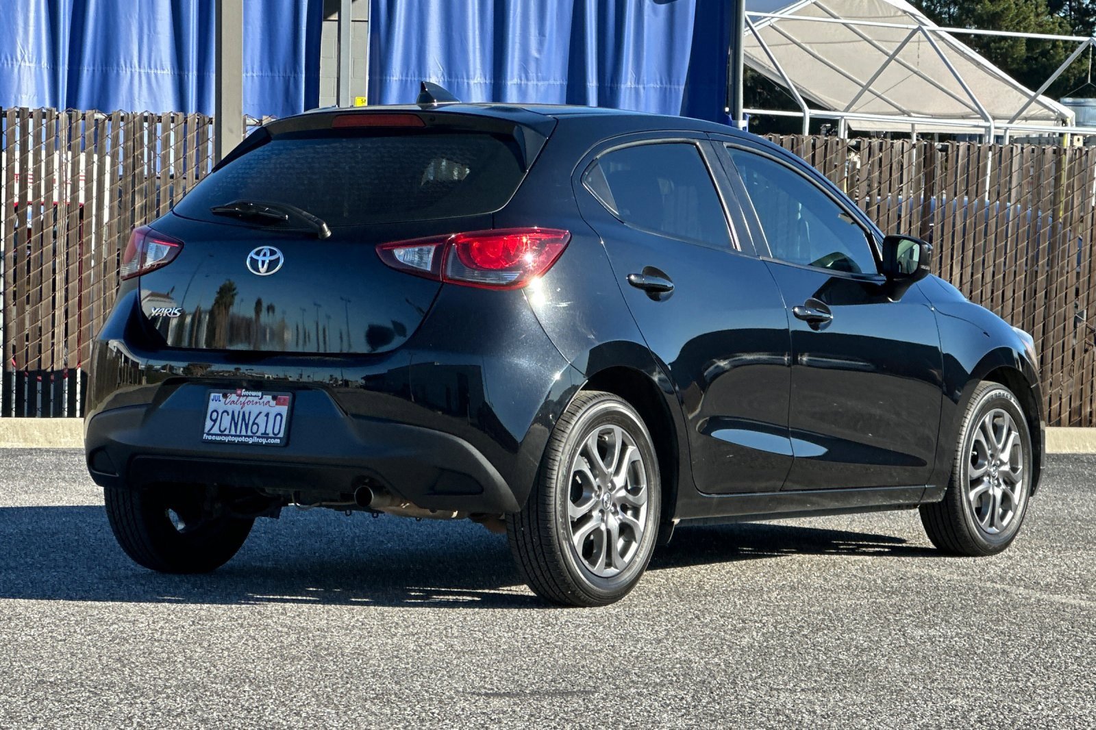 Used 2020 Toyota Yaris LE image 4