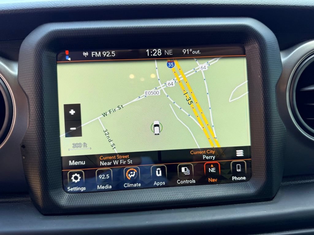 Used 2022 Jeep Gladiator Sport AWD/4WD image 35