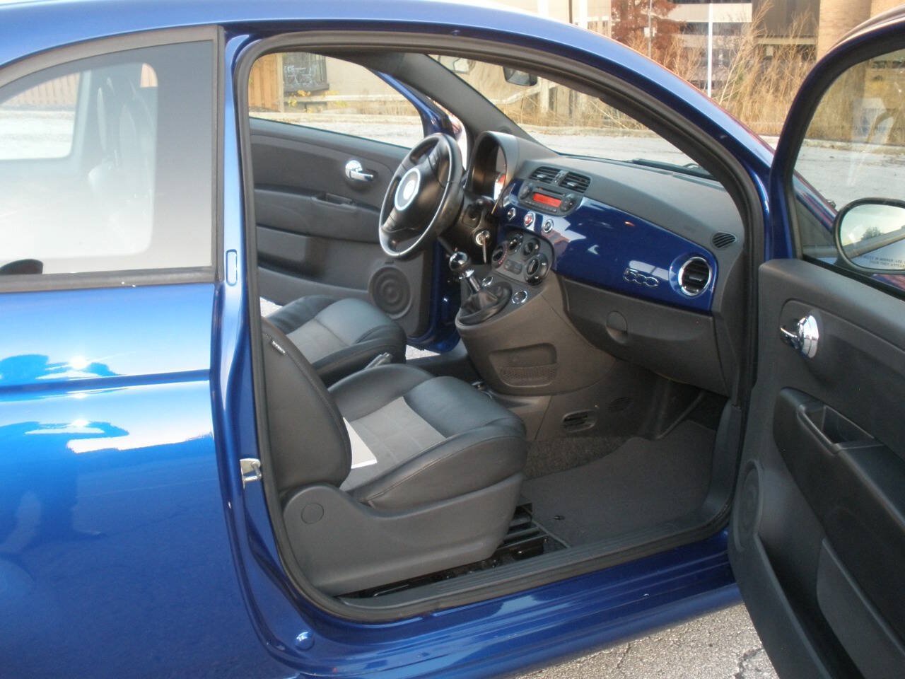 Used 2012 FIAT 500 Sport w/ Safety & Sound Pkg FWD image 21
