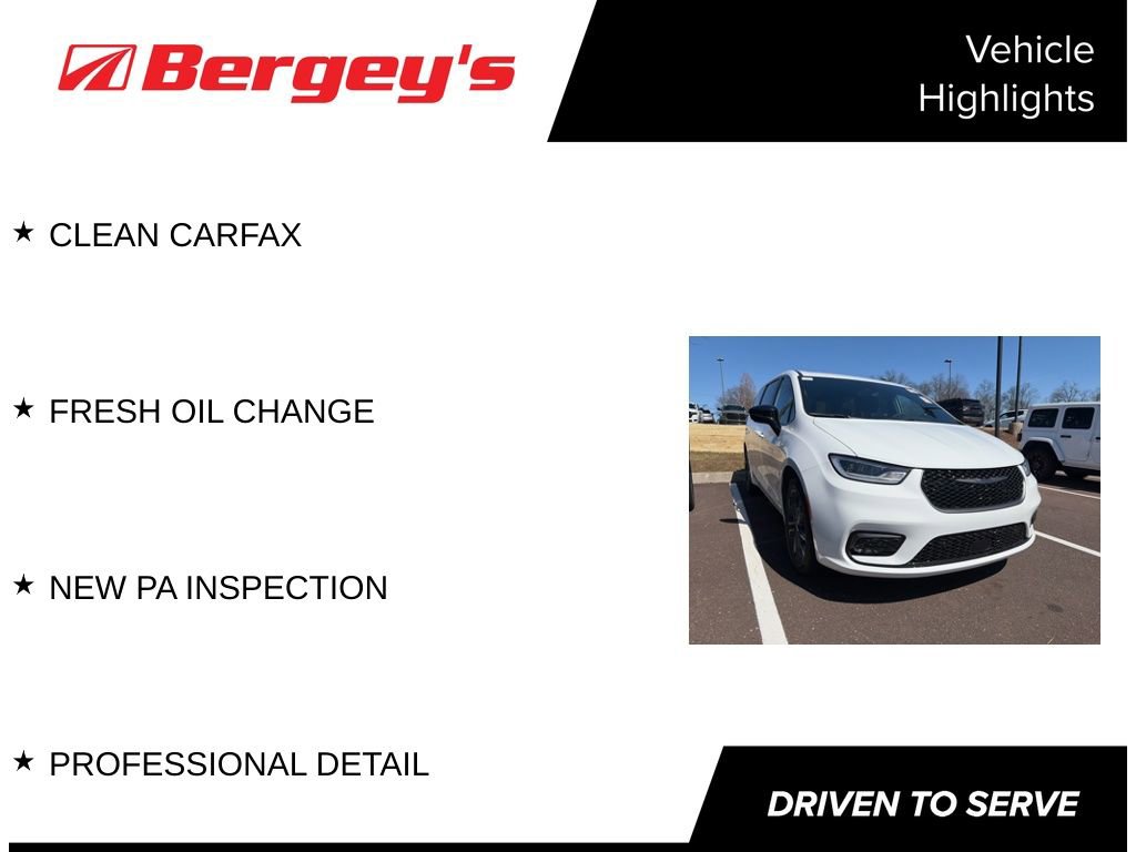 Used 2026 Chrysler Pacifica Select image 5