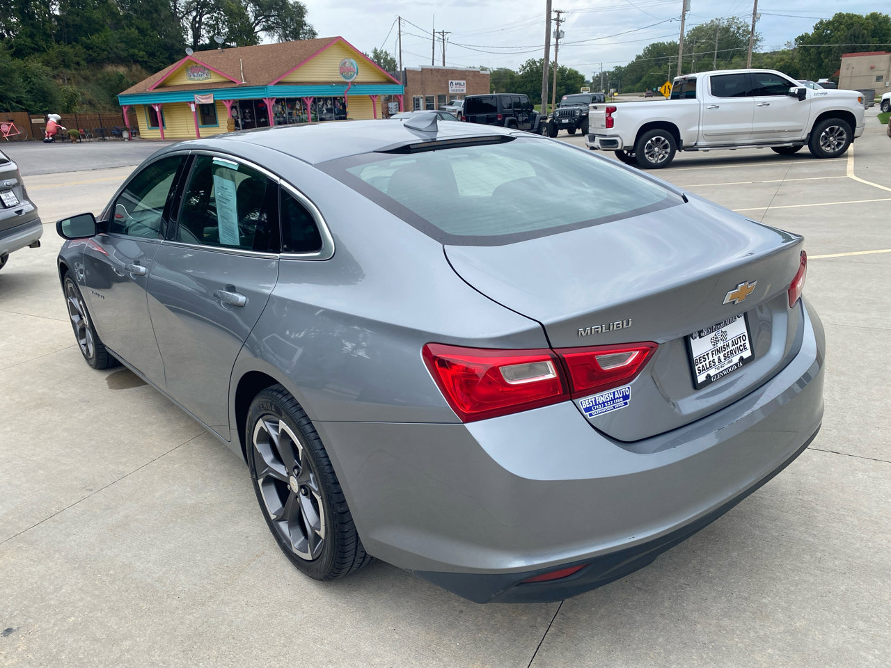 Used 2023 Chevrolet Malibu LT image 8