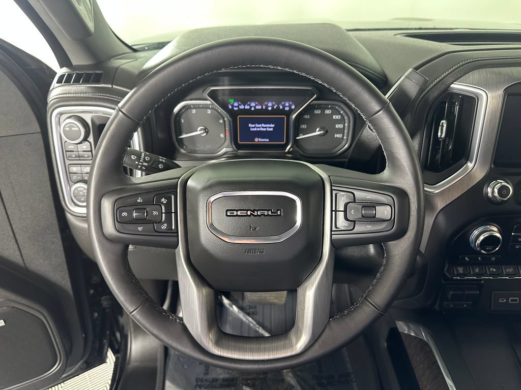 Used 2020 GMC Sierra 2500 Denali w/ Denali Ultimate Package AWD/4WD image 25