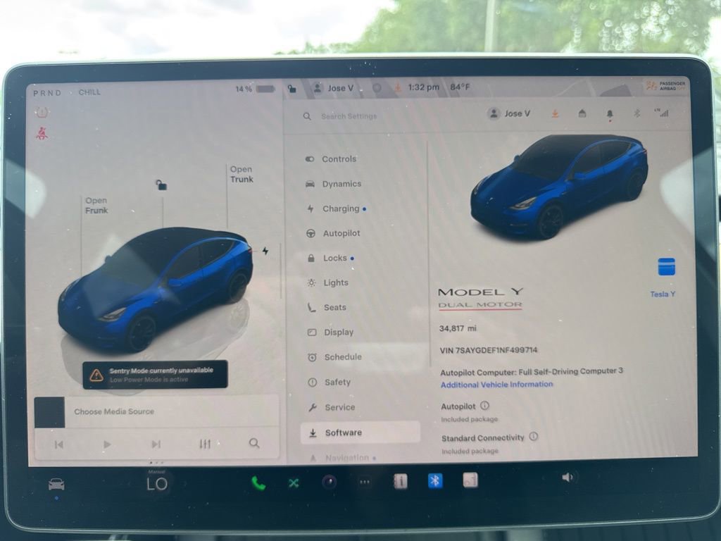 Used 2022 Tesla Model Y Performance AWD/4WD image 25