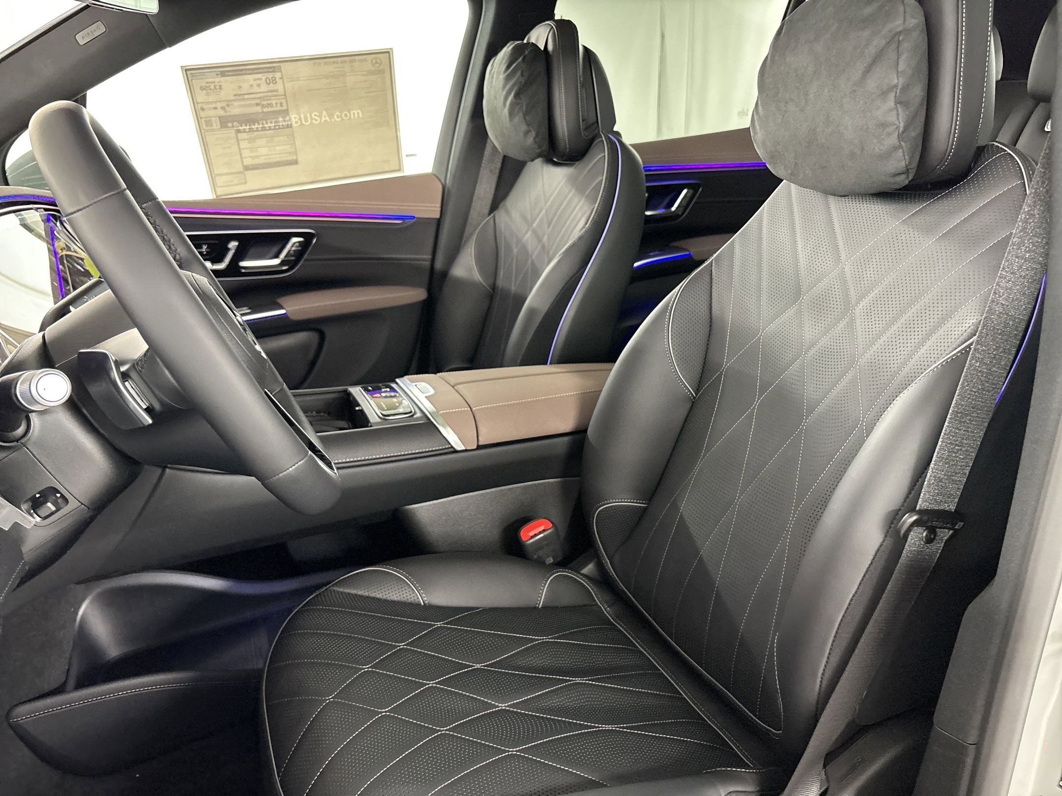 New 2026 Mercedes-Benz EQS 550 4MATIC SUV image 21