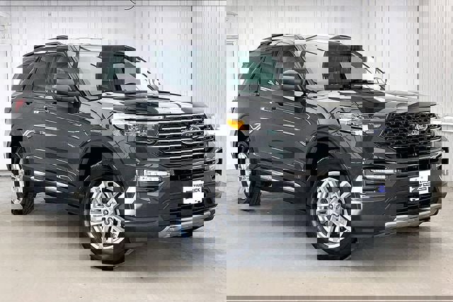 Used 2023 Ford Explorer XLT w/ Equipment Group 202A