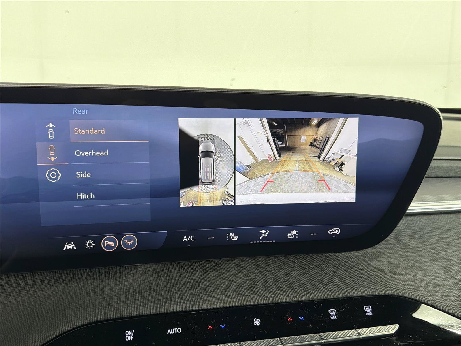 New 2026 Buick Enclave Sport Touring w/ Power Package FWD image 32