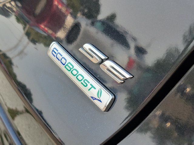Used 2013 Ford Fusion SE FWD image 6