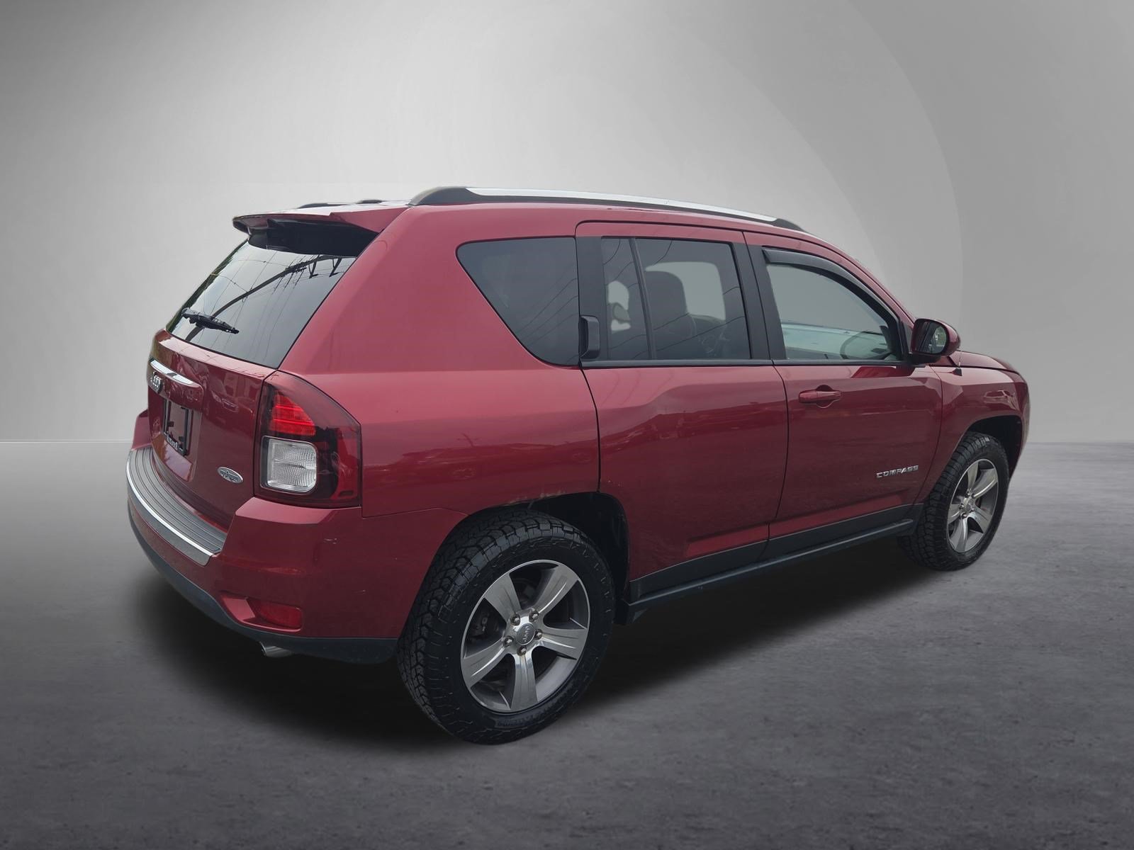 Used 2017 Jeep Compass High Altitude AWD/4WD image 3