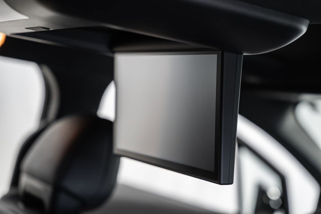 New 2026 Toyota Sienna Platinum image 38