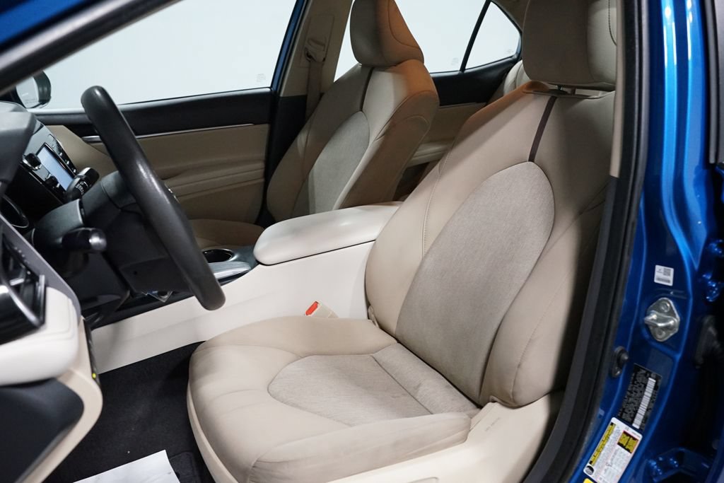 Certified 2020 Toyota Camry LE FWD image 23