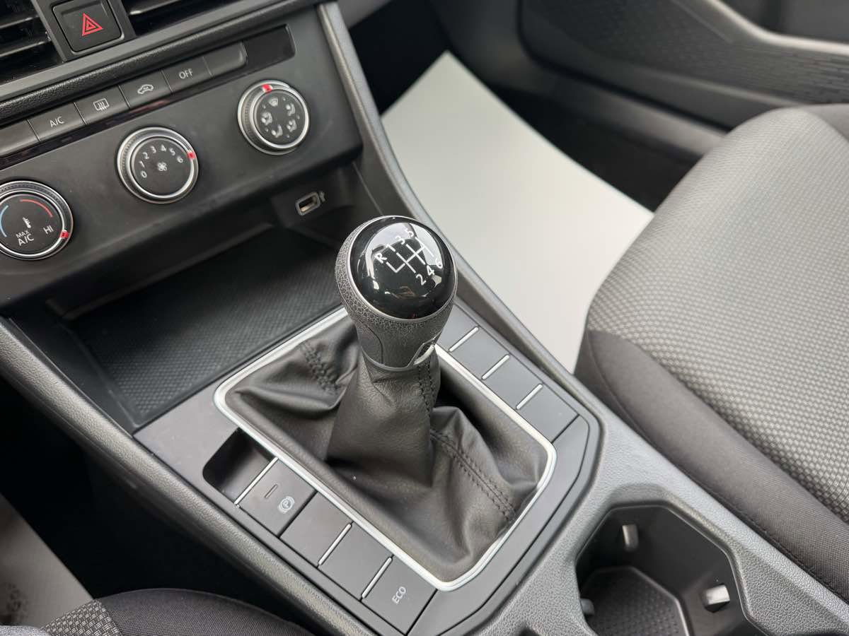 Used 2019 Volkswagen Jetta S w/ Driver Assistance Package image 24